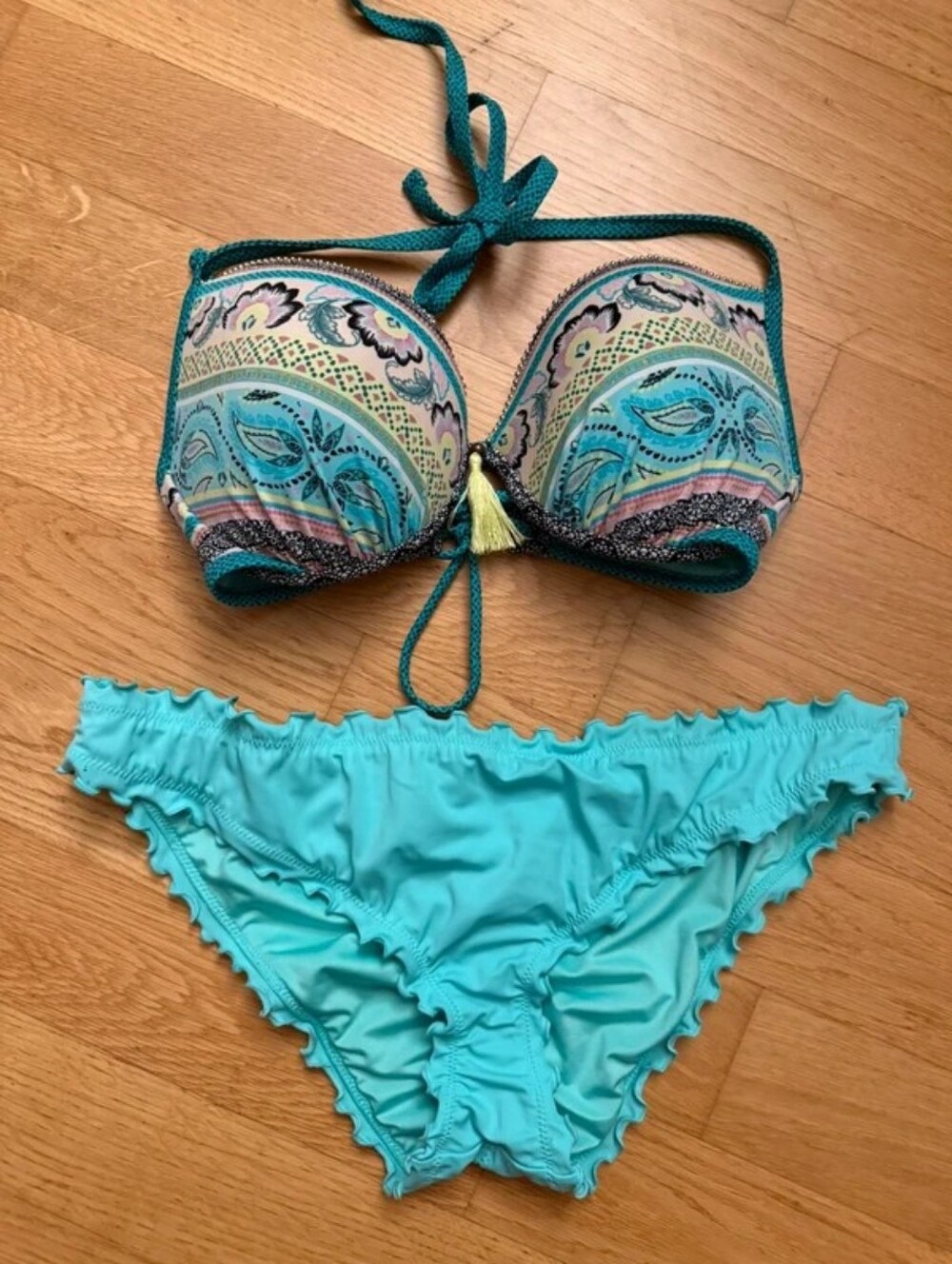 Shade & Shore Forest Green Halter Bikini Set